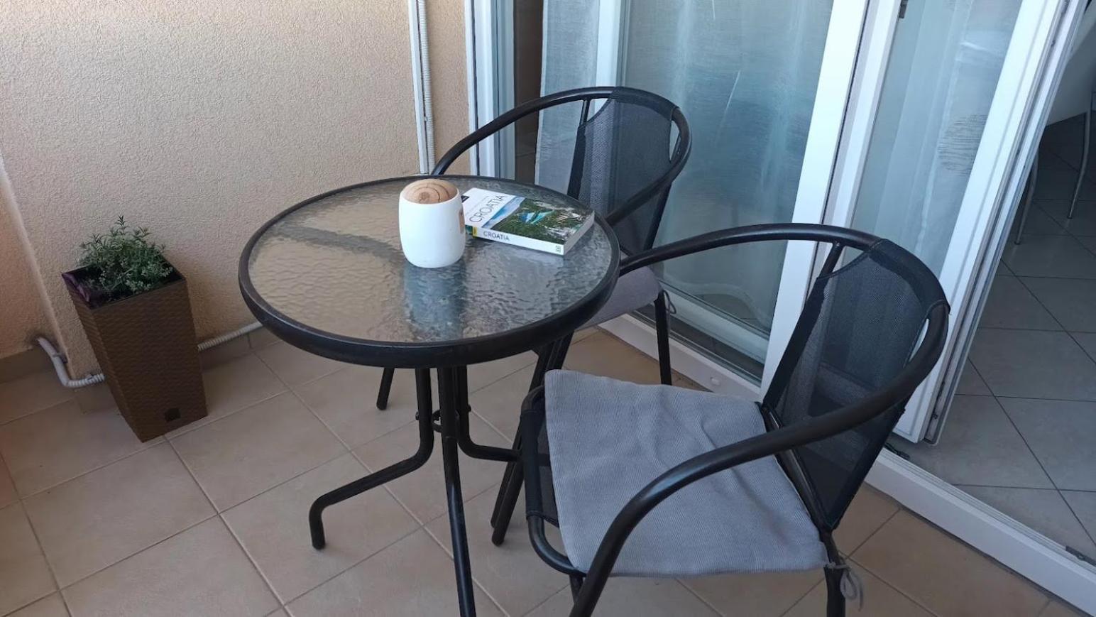 Apartman Sandra -Private Parking And Garden Задар Екстериор снимка
